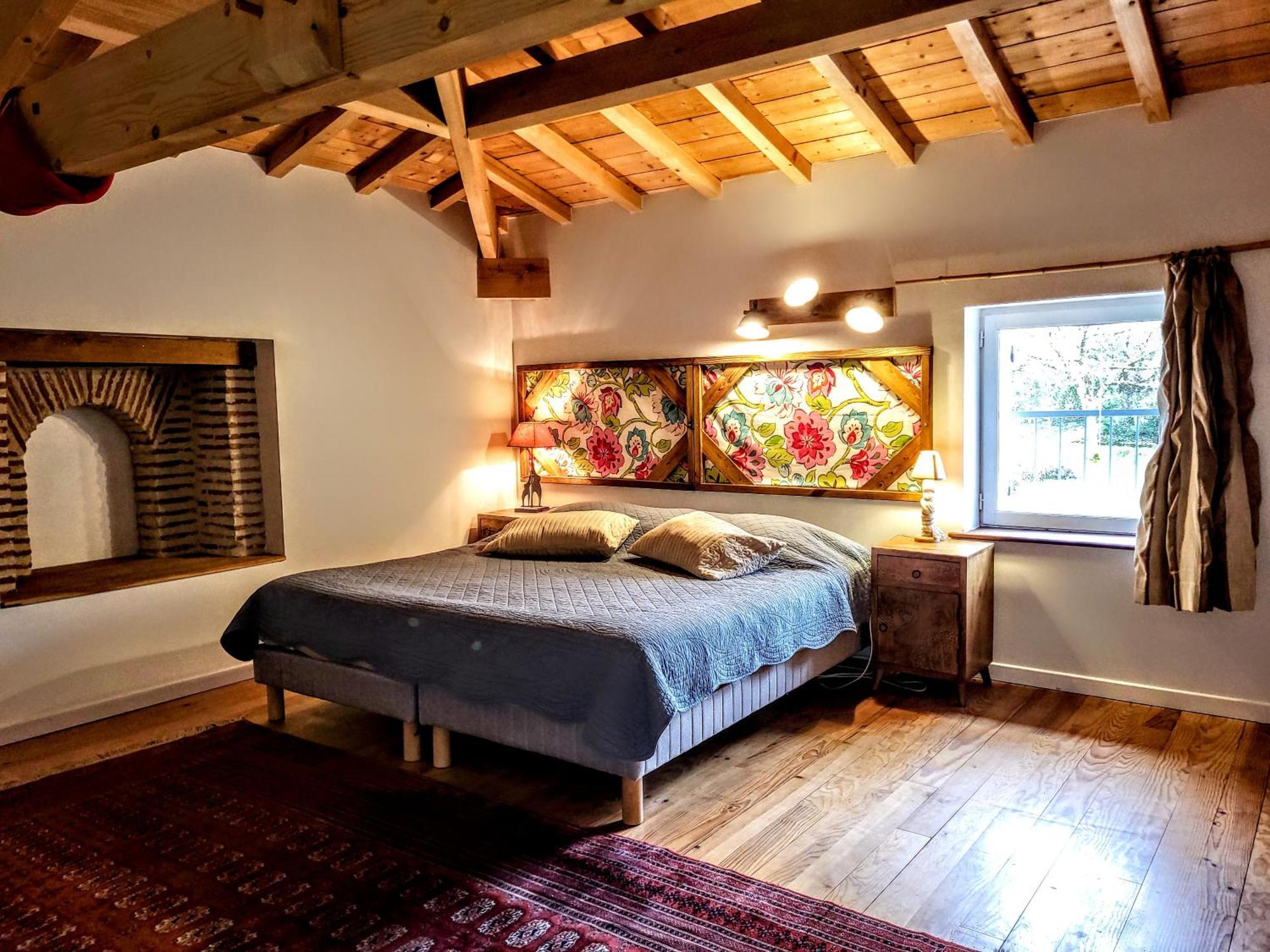 Ferme Du Moulin De Pailleres, Vue Panoramique, Piscine - Ideal 4 A 5 Personnes Galapian 外观 照片