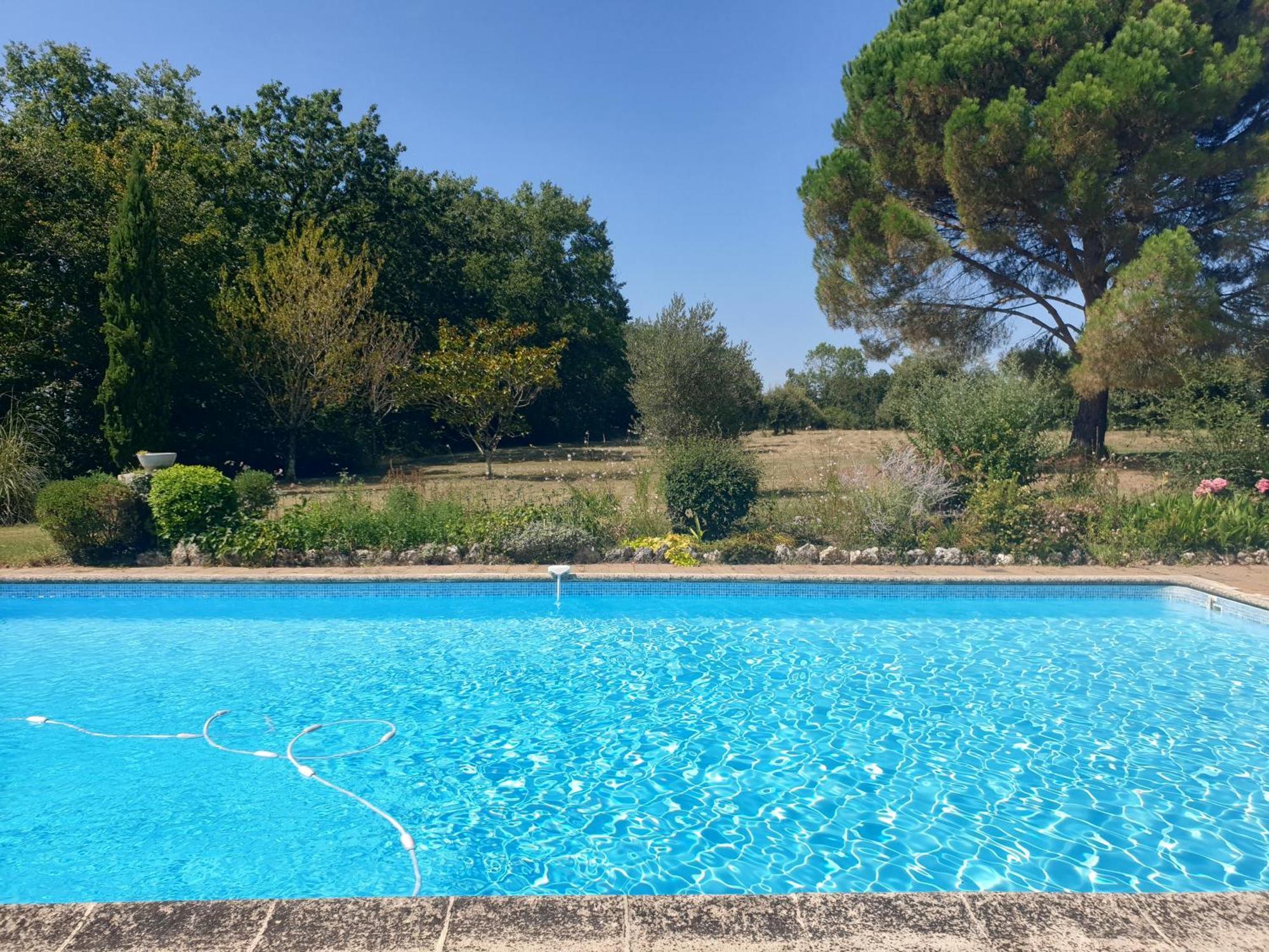 Ferme Du Moulin De Pailleres, Vue Panoramique, Piscine - Ideal 4 A 5 Personnes Galapian 外观 照片