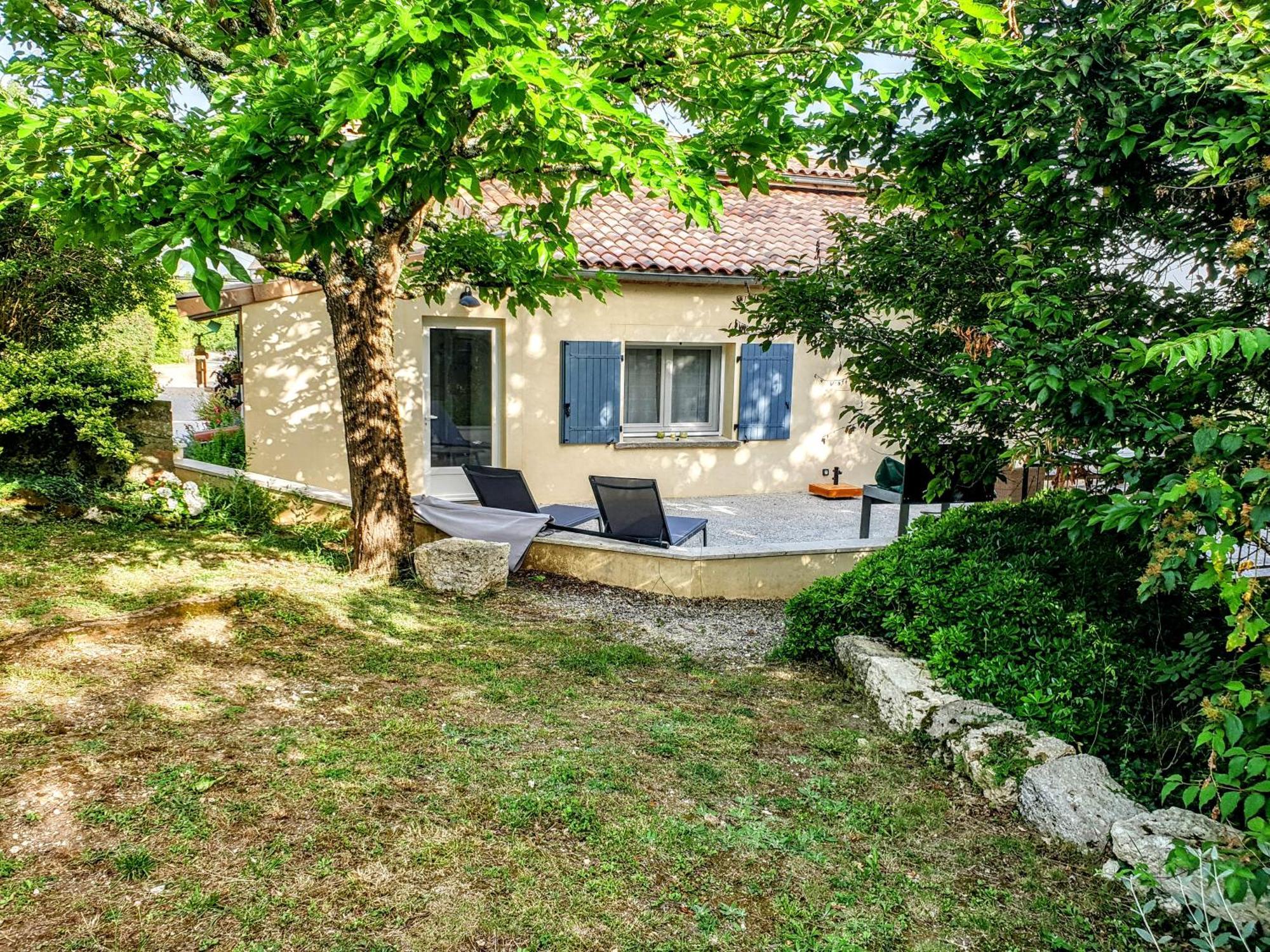 Ferme Du Moulin De Pailleres, Vue Panoramique, Piscine - Ideal 4 A 5 Personnes Galapian 外观 照片